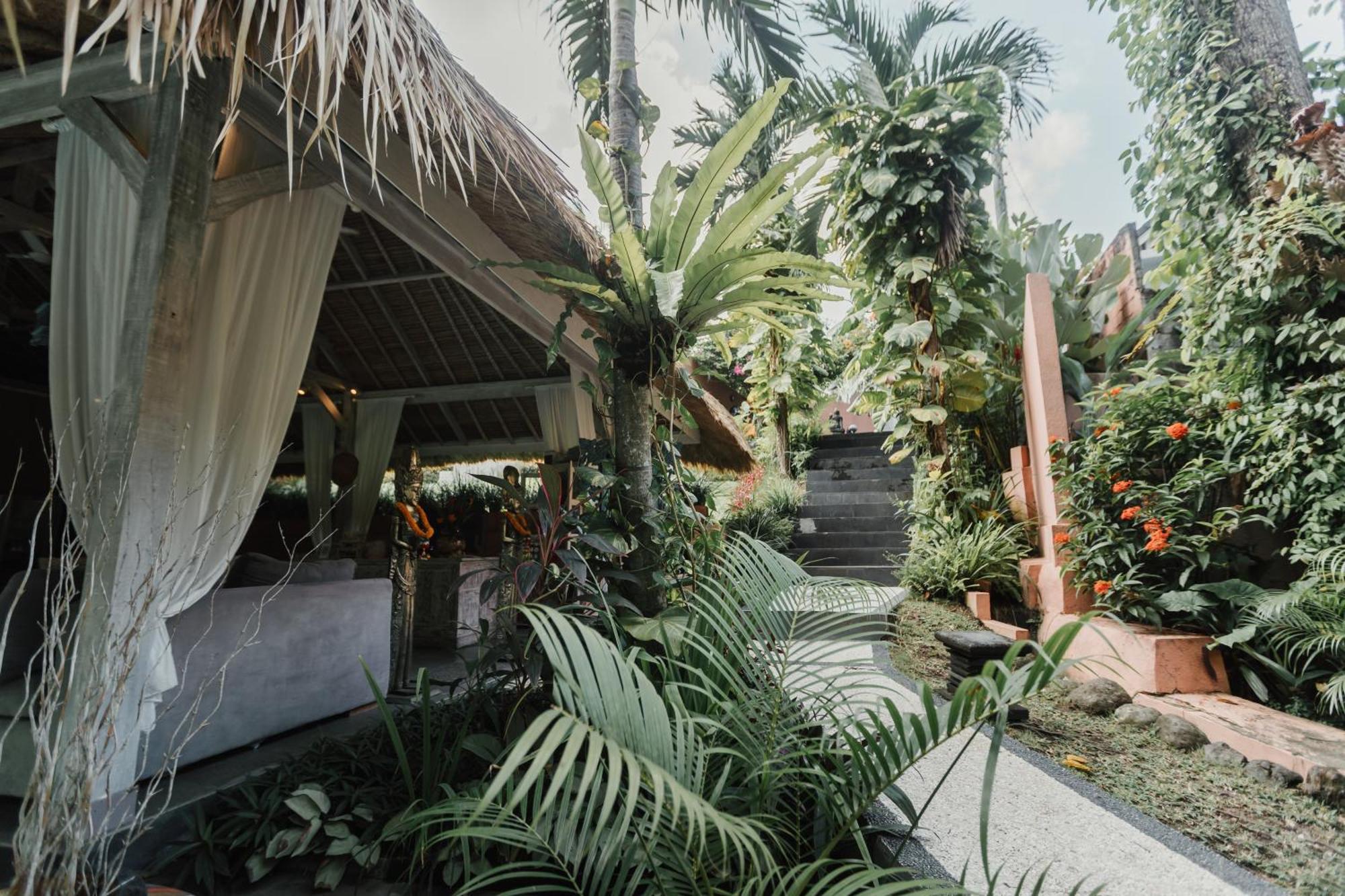 Maylie Bali Villa & Bungalows Canggu  Exterior photo